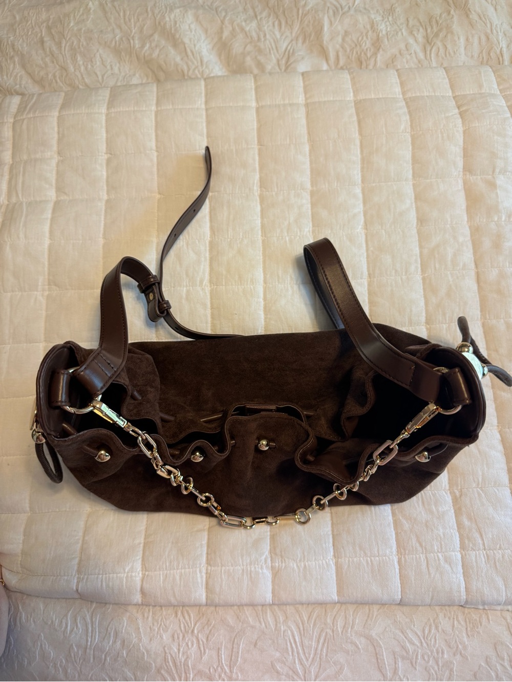 Brown Suede Embellished Shoulder Bag with Chain Accent - Picture 2 of 3